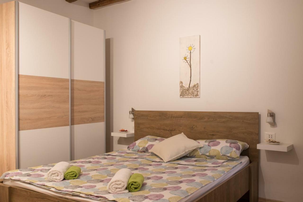 Apartment Vale Rovinj Bagian luar foto